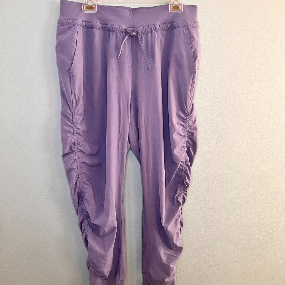 Athleta Attitude Jogger Pants Lilac Size 12